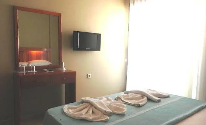 Akpinar Hotel 3*